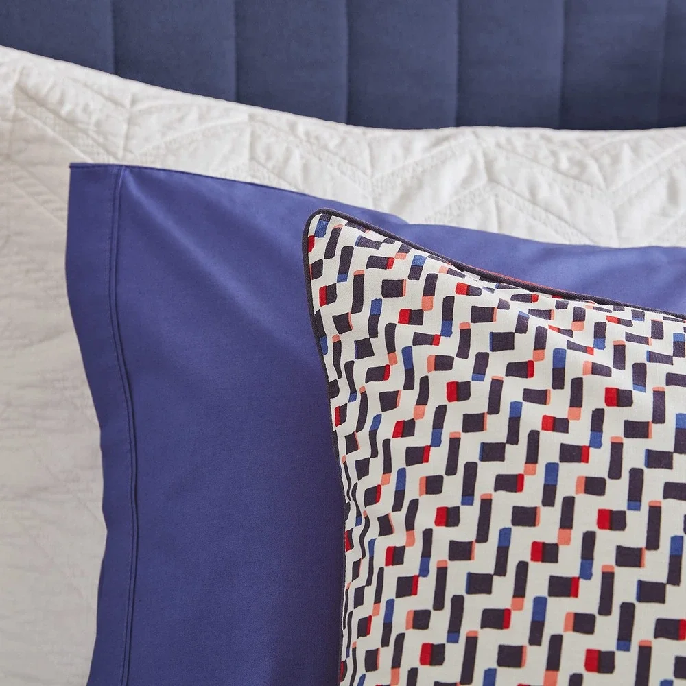 Lacoste Comforter Set Twin/Twin XL Red New Grove Geometric 2000000835